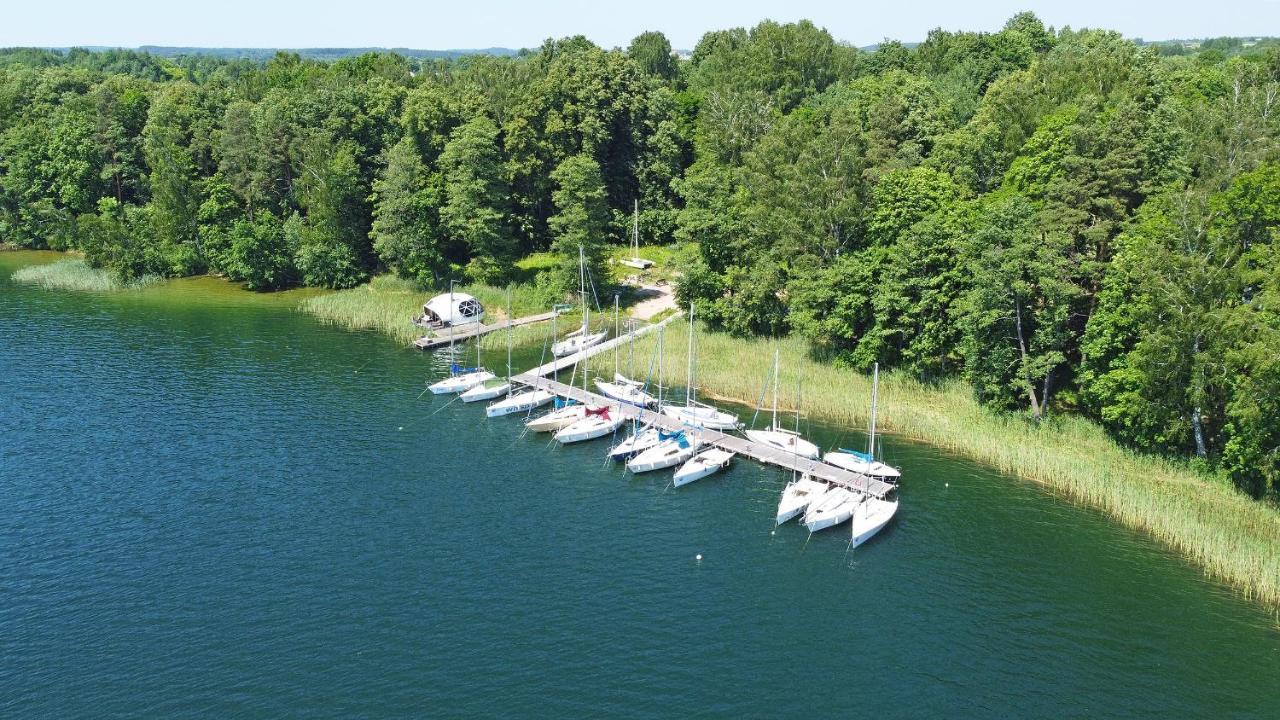 Slenis Trakuose Hotel Trakai Bagian luar foto