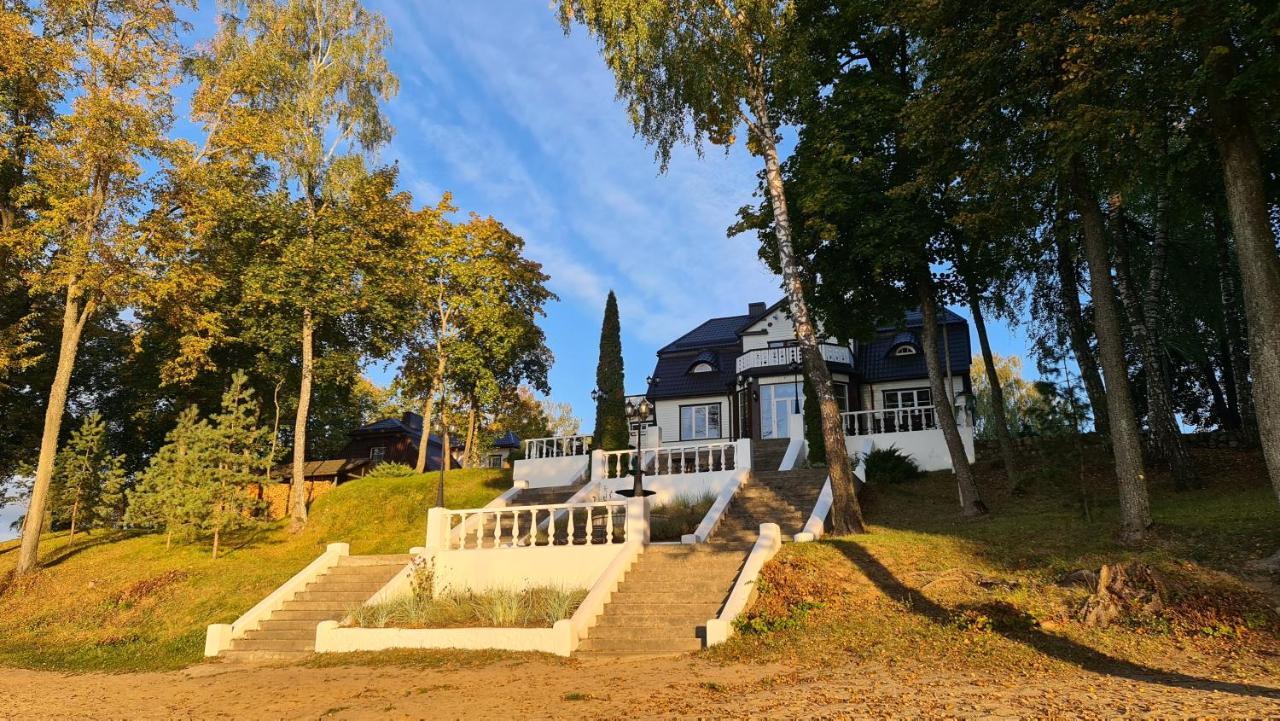 Slenis Trakuose Hotel Trakai Bagian luar foto