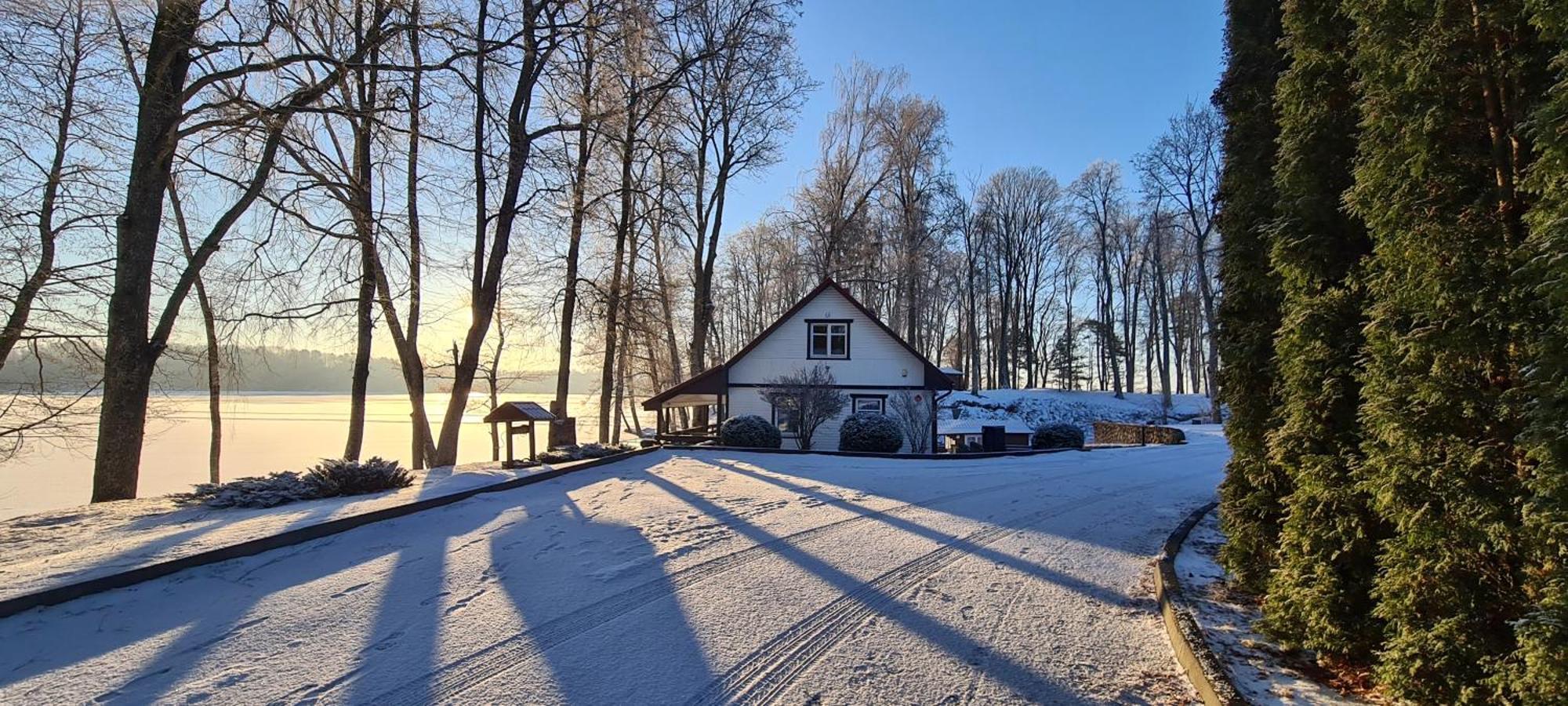 Slenis Trakuose Hotel Trakai Bagian luar foto