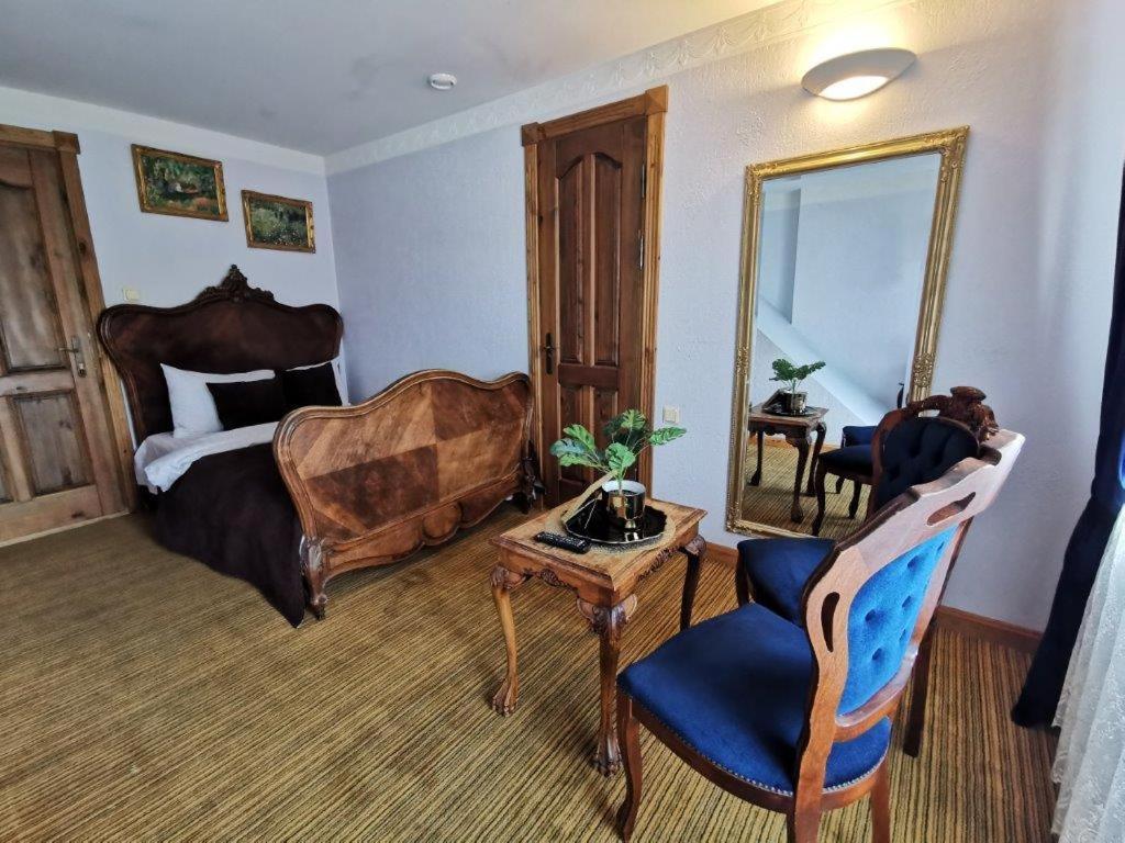 Slenis Trakuose Hotel Trakai Ruang foto
